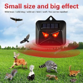 Solar Animal Repeller 120 degree Predator Lights Deterrent for Coyote Fox Raccoon Deer Repellent Devices Outdoor Animal Repeller
